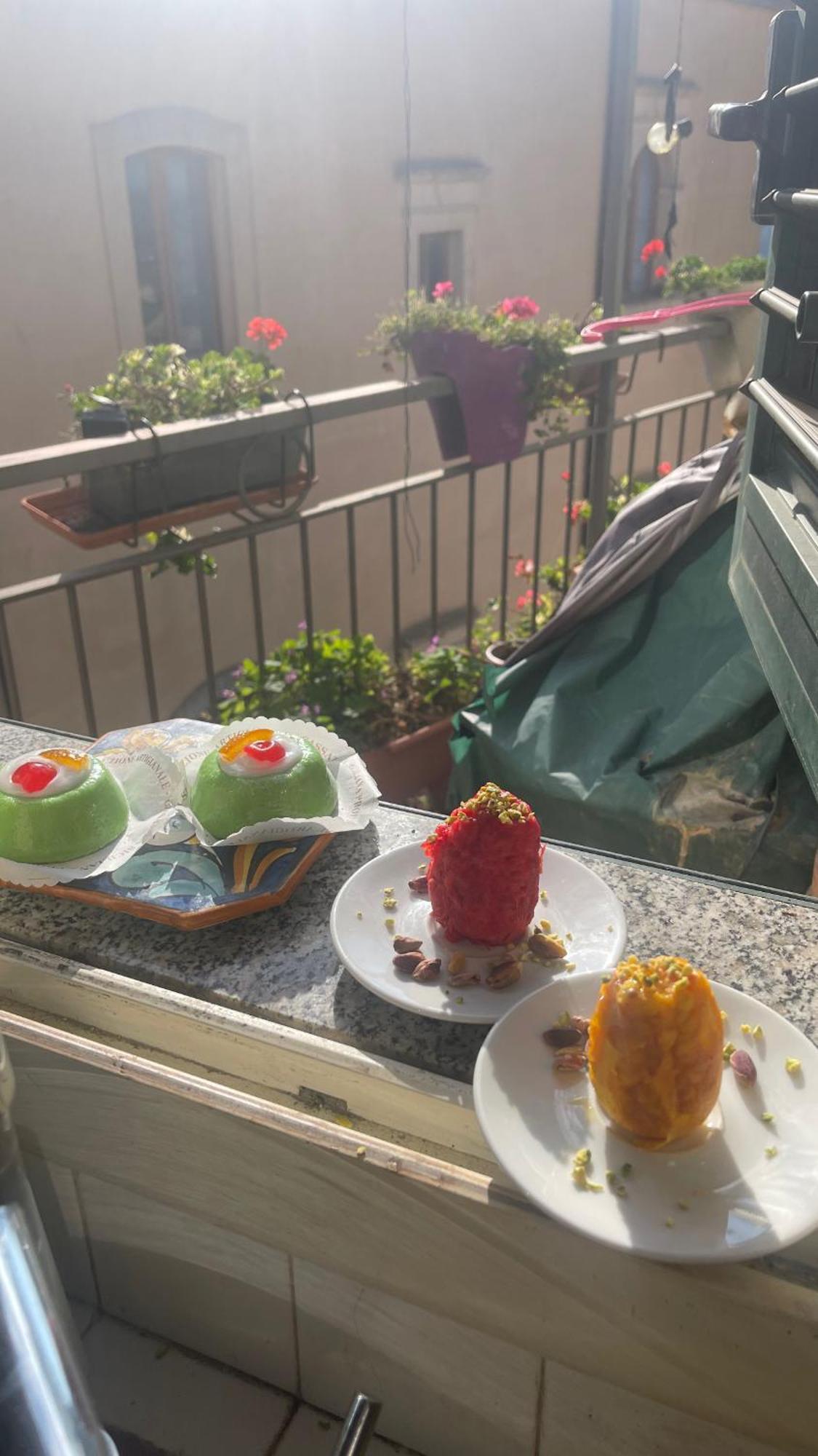 Casa Tipica Siciliana Patronale Home Bedandbreakfast Tremetrisoprailcielo Camere Con Vista, Colazione Interna In Terrazzo Panoramico Кальтаджироне Экстерьер фото