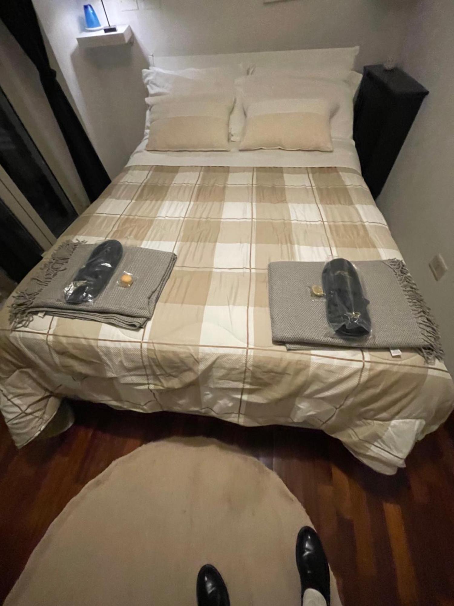 Casa Tipica Siciliana Patronale Home Bedandbreakfast Tremetrisoprailcielo Camere Con Vista, Colazione Interna In Terrazzo Panoramico Кальтаджироне Экстерьер фото