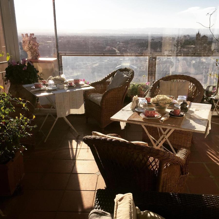 Casa Tipica Siciliana Patronale Home Bedandbreakfast Tremetrisoprailcielo Camere Con Vista, Colazione Interna In Terrazzo Panoramico Кальтаджироне Экстерьер фото